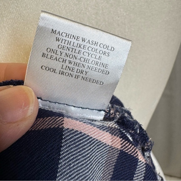 Como Vintage Navy and White Plaid Button Down Shirt Size Medium - Picture 10 of 10